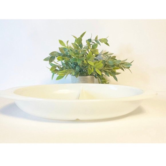 Vintage White Pyrex Opal Ware Oval Divided Vegetable Serving Dish Bowl 1063 1.5. - Picture 2 of 6
